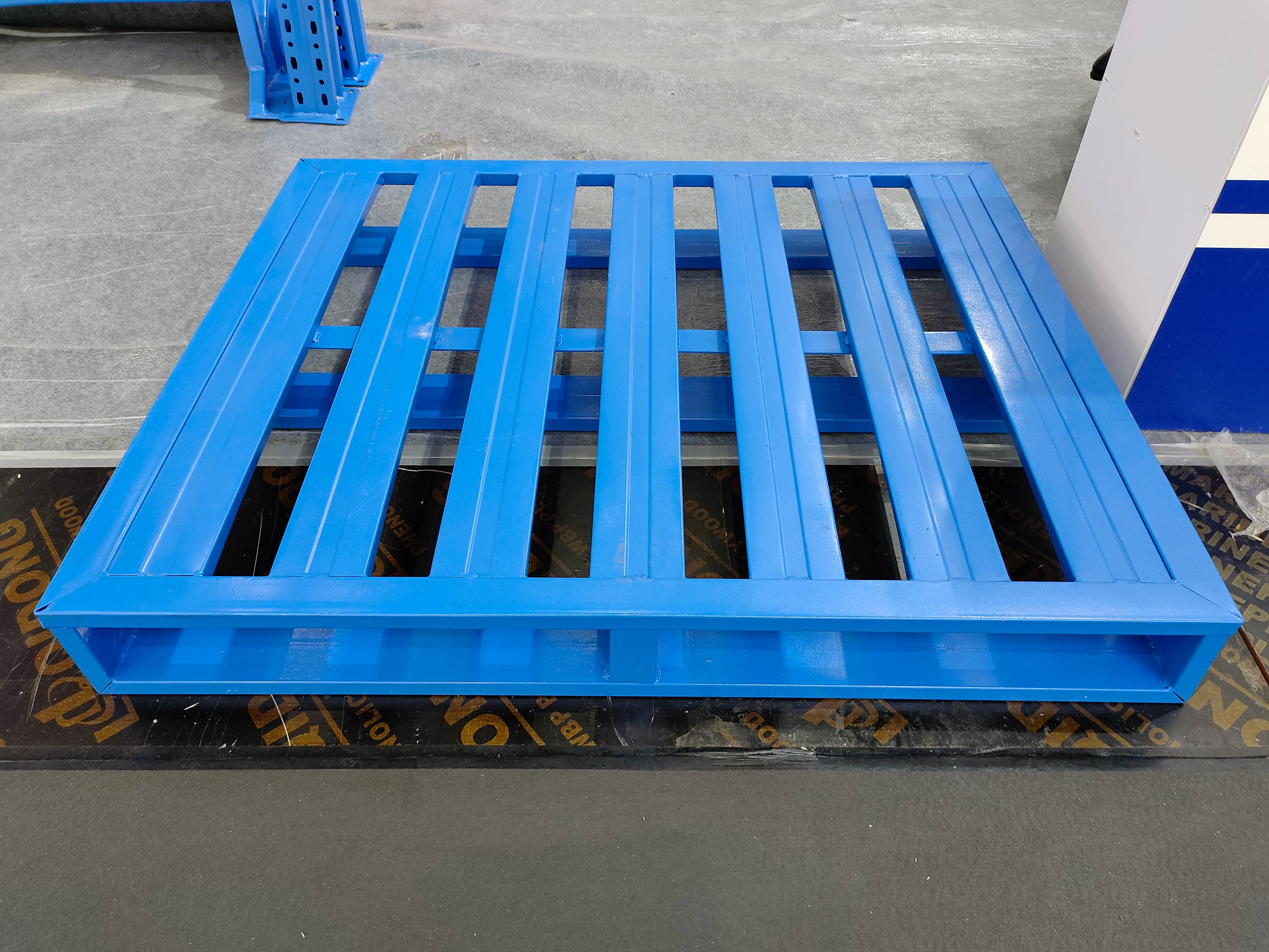 Corrosion Resistant Metal Pallet